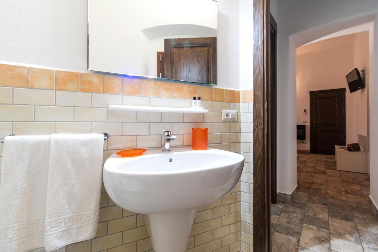 Karama Hotel Dorgali Ngoại thất bức ảnh